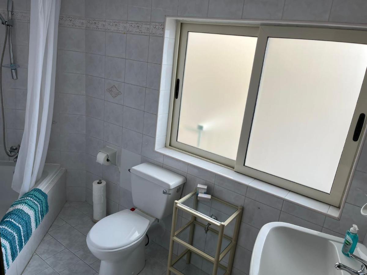 Groundfloor Apartment By The Sea, Fabulous Views St. Paul's Bay Esterno foto